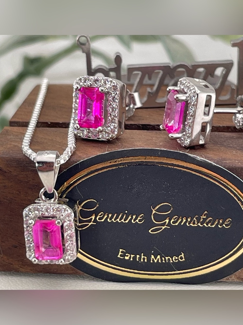 4ct Pink Topaz Set. 14k White Gold over 925 . Earrings Pendant Necklace